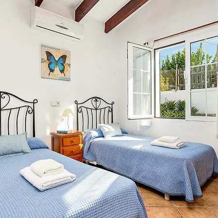 Villa Paloma By *